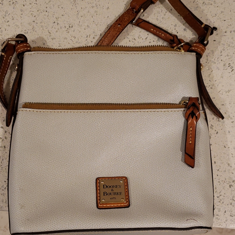 Dooney & Bourne pebble grain crossbody